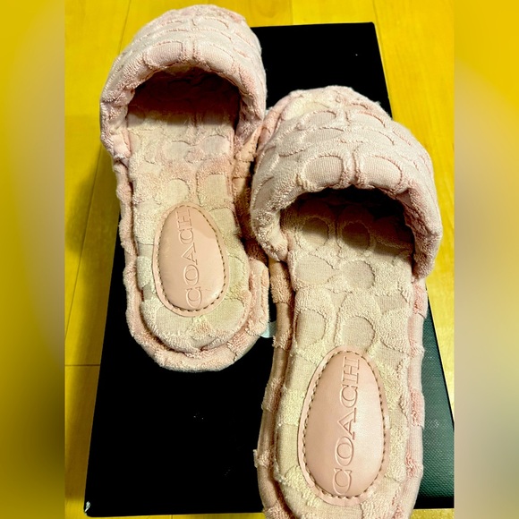 Coach Bridgett Terry Sandal/Slippers size 6 - Picture 8 of 14